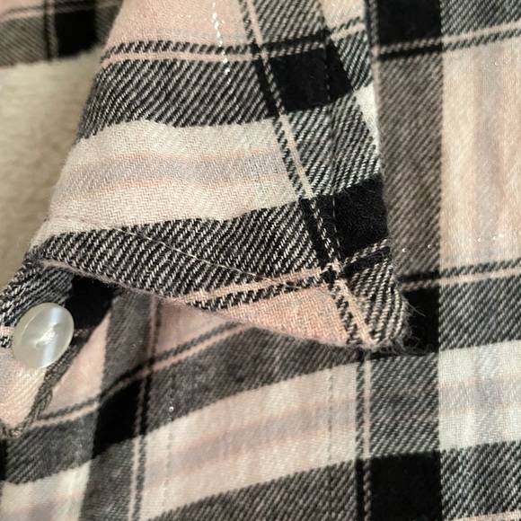 Plaid Long Sleeve Shirt - Picture 3 of 9